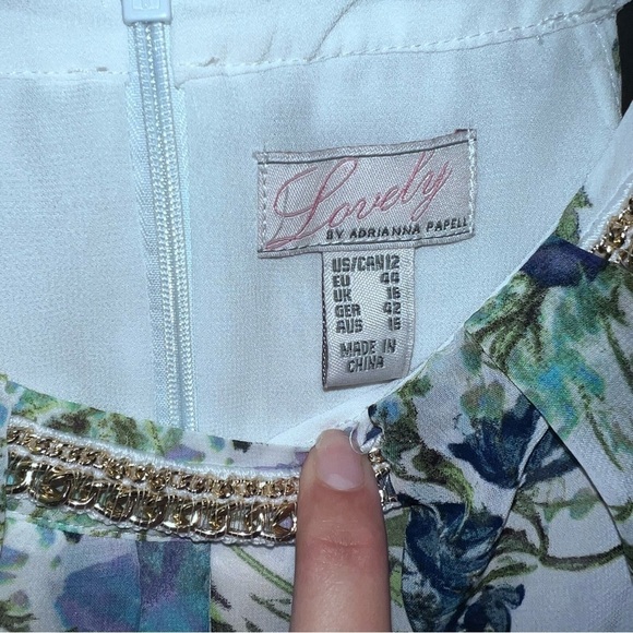 Lovely By Adrianna papel Sleeveless, high neck, 12 multi color, blue knee length - Picture 6 of 10